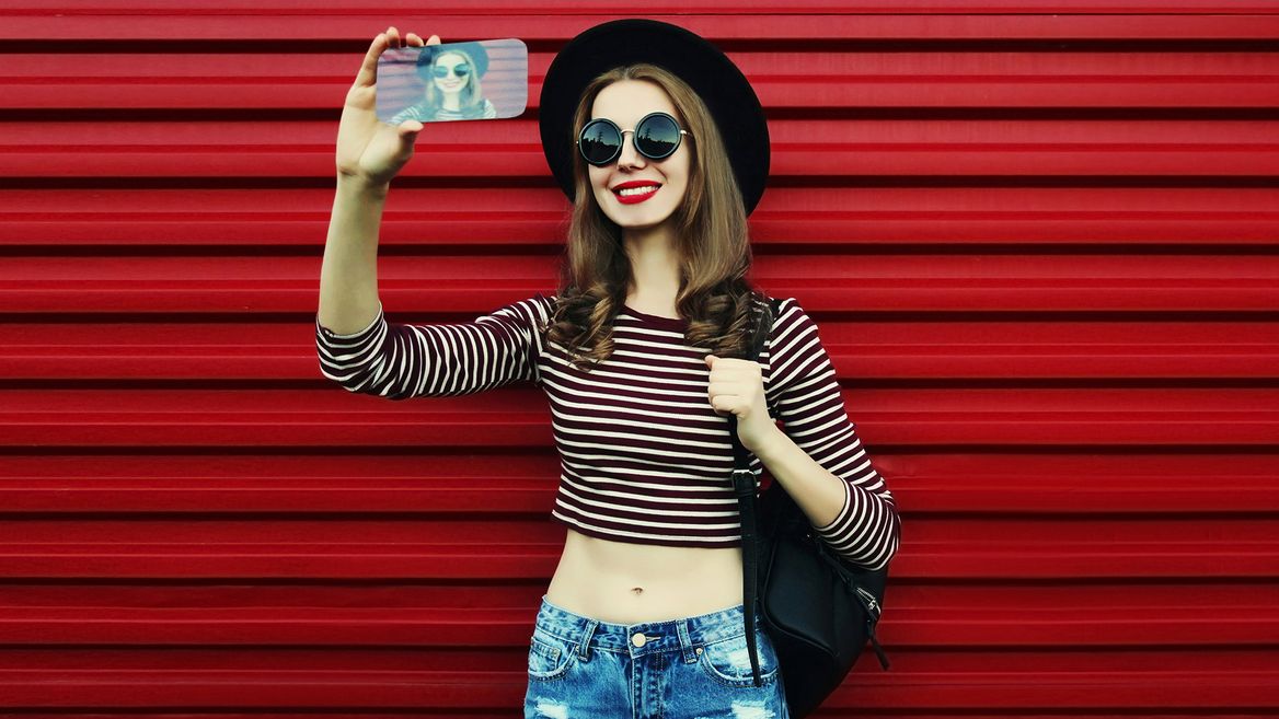 Псевдолюкс-fashion набирает популярность среди россиян Псевдолюкс-fashion набирает популярность среди россиян